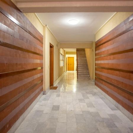 Stanza Comoda E Silenziosa Con Bagno Privato E Area Lavoro E Relax ローマ エクステリア 写真