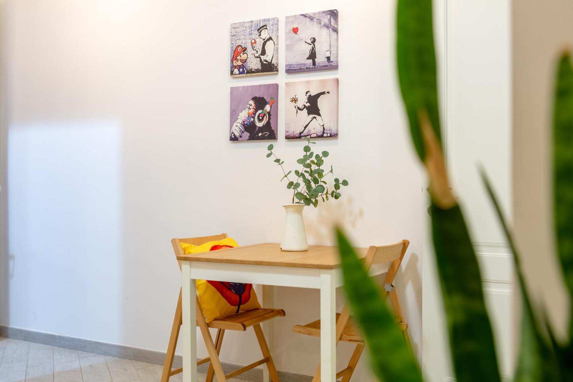 Stanza Comoda E Silenziosa Con Bagno Privato E Area Lavoro E Relax ローマ エクステリア 写真